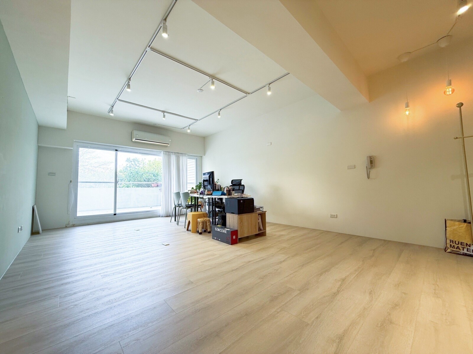 樂屋_高雄市左營區傲之邸待售房屋 高雄市左營區傲之邸待售房屋