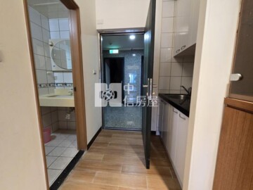 星光翡翠待售房屋