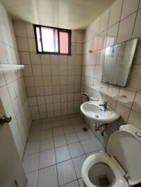 和平國小平車華廈出租 - Image 1