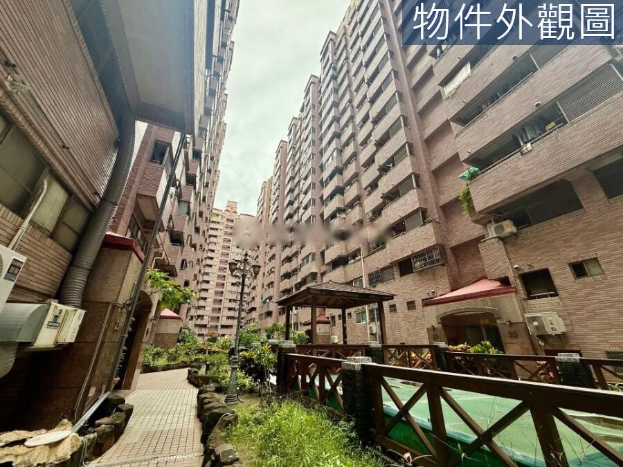 霞➠安平地中海｜三房平車採光宅｜吃喝買學都方便