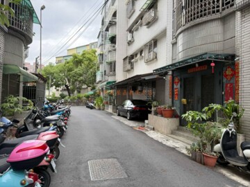 東區待售房屋