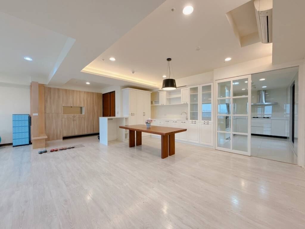 樂屋_台南市東區國泰上品硯極上景待售房屋 台南市東區國泰上品硯極上景待售房屋
