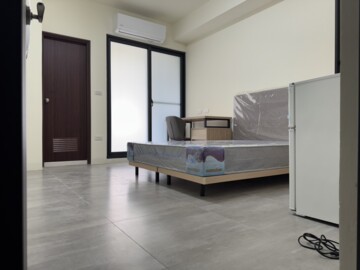 整棟全新獨立洗衣機、陽台、電梯套房 - Image 1