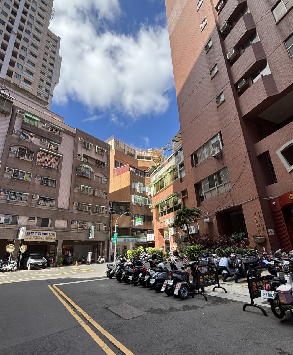 樂屋_高雄市三民區國寶五代待售房屋 高雄市三民區國寶五代待售房屋