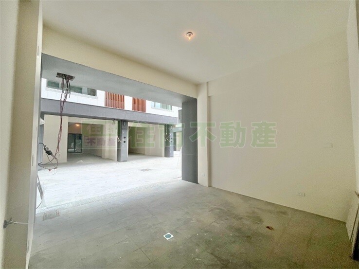 大里成功商圈全新別墅B3戶