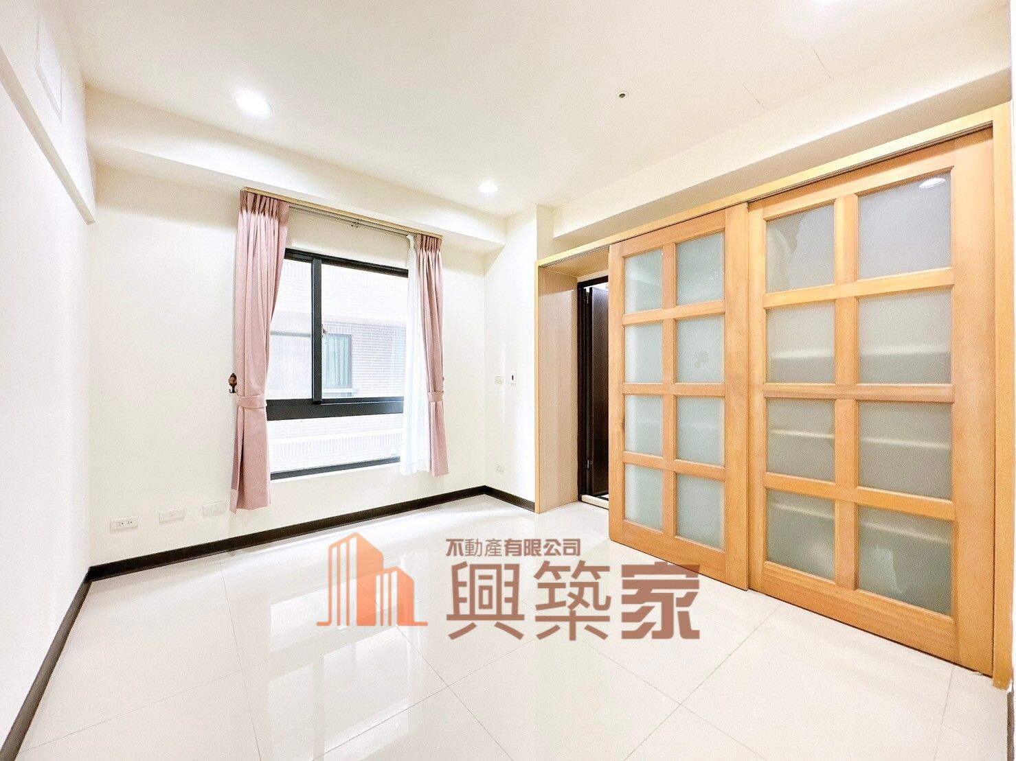 樂屋_新竹縣竹北市富宇現代城待售房屋 新竹縣竹北市富宇現代城待售房屋
