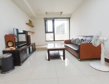 高雄市楠梓區金和街/和紘海科棧 - Image 1