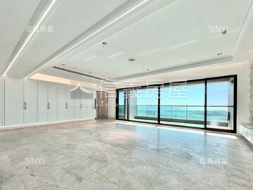 水雲間霞惹待售房屋