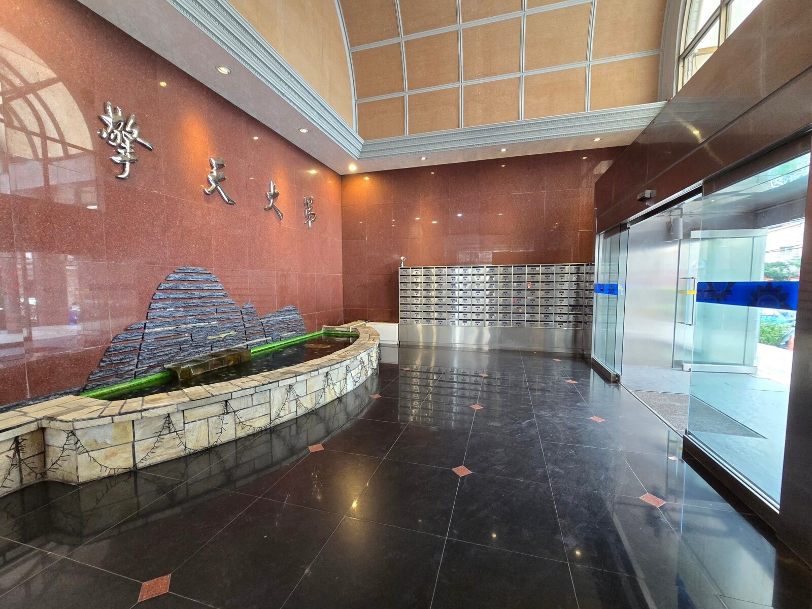 新北市淡水區擎天大第待售房屋