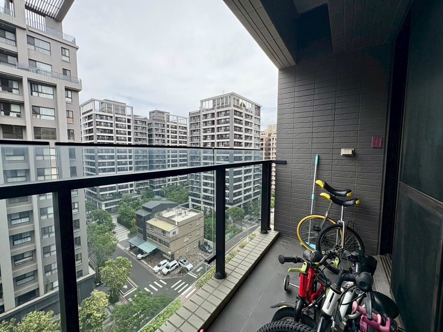 新竹縣竹北市東方之星待售房屋