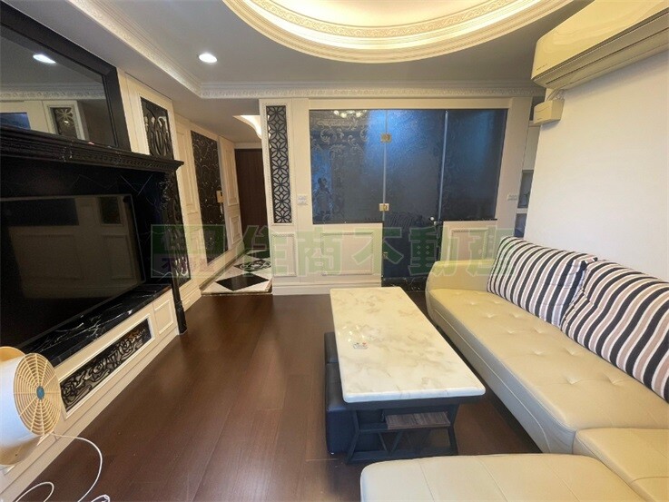 樂屋_台南市安平區海閱大樓待售房屋 台南市安平區海閱大樓待售房屋