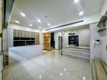 田園休閒家華廈區待售房屋