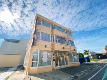 新港獨棟豪華純金店住1-3樓 - Image 1