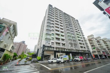 聯上美學館待售房屋