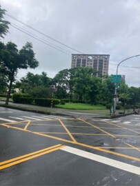 龍騰上河園大樓區待售房屋