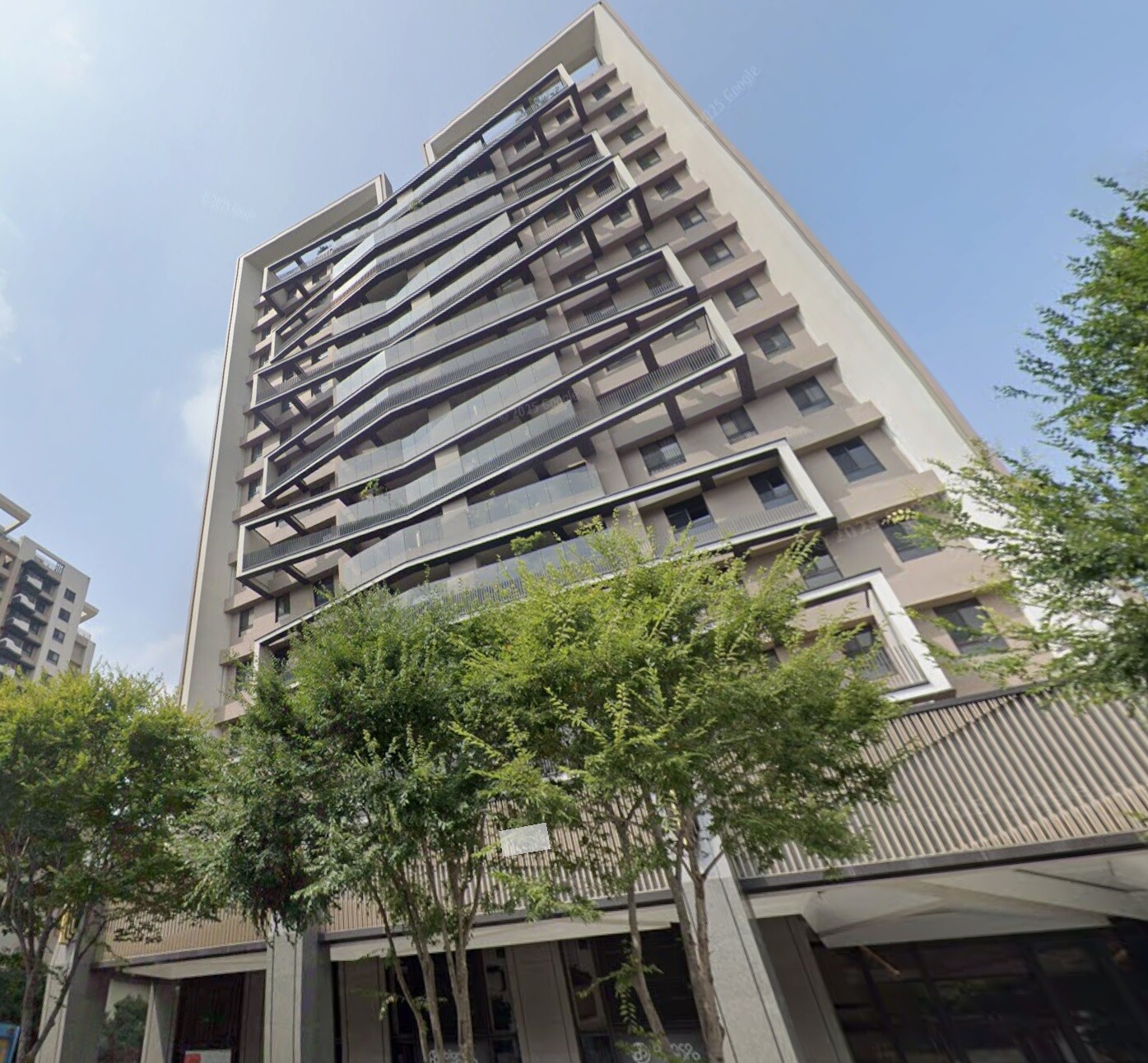 出價來談❤️南屯❤️雙陽台精裝3改2房❤️平面車位