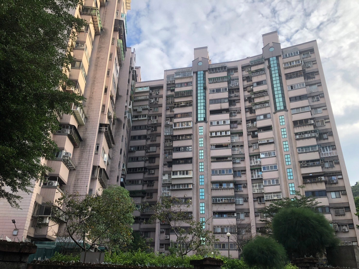新北市五股區大慶榕莊待售房屋