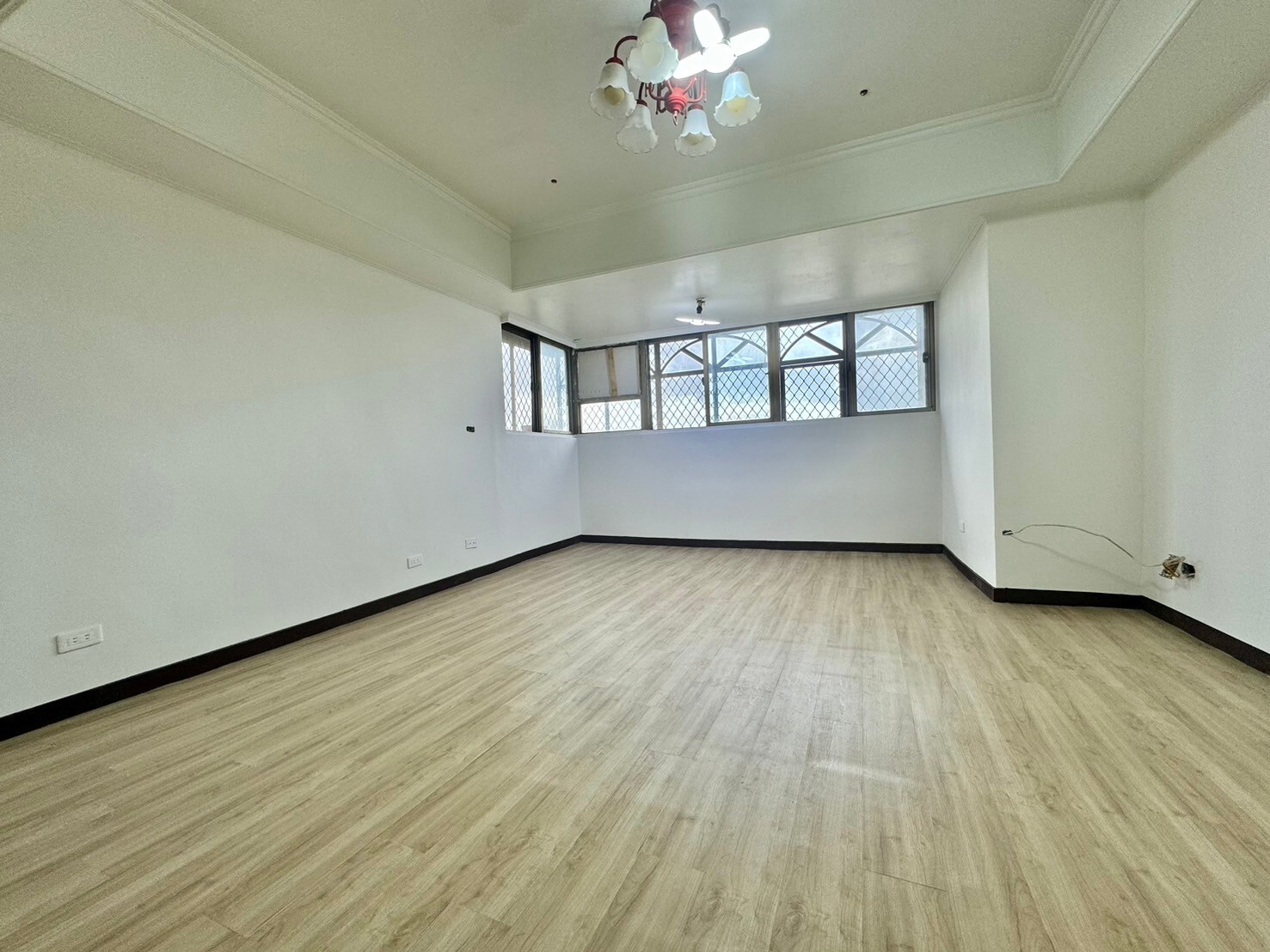 新北市五股區大慶榕莊待售房屋