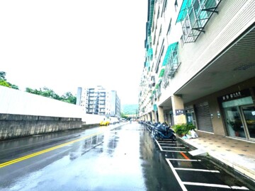捷運玫瑰待售房屋