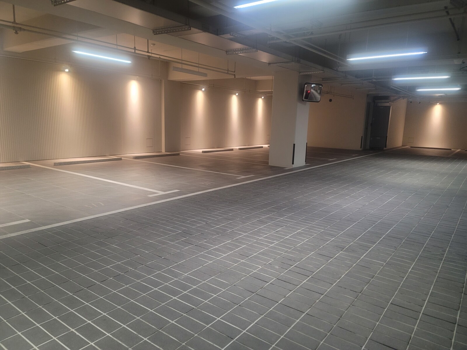 台中市北區忠泰老佛爺待售房屋