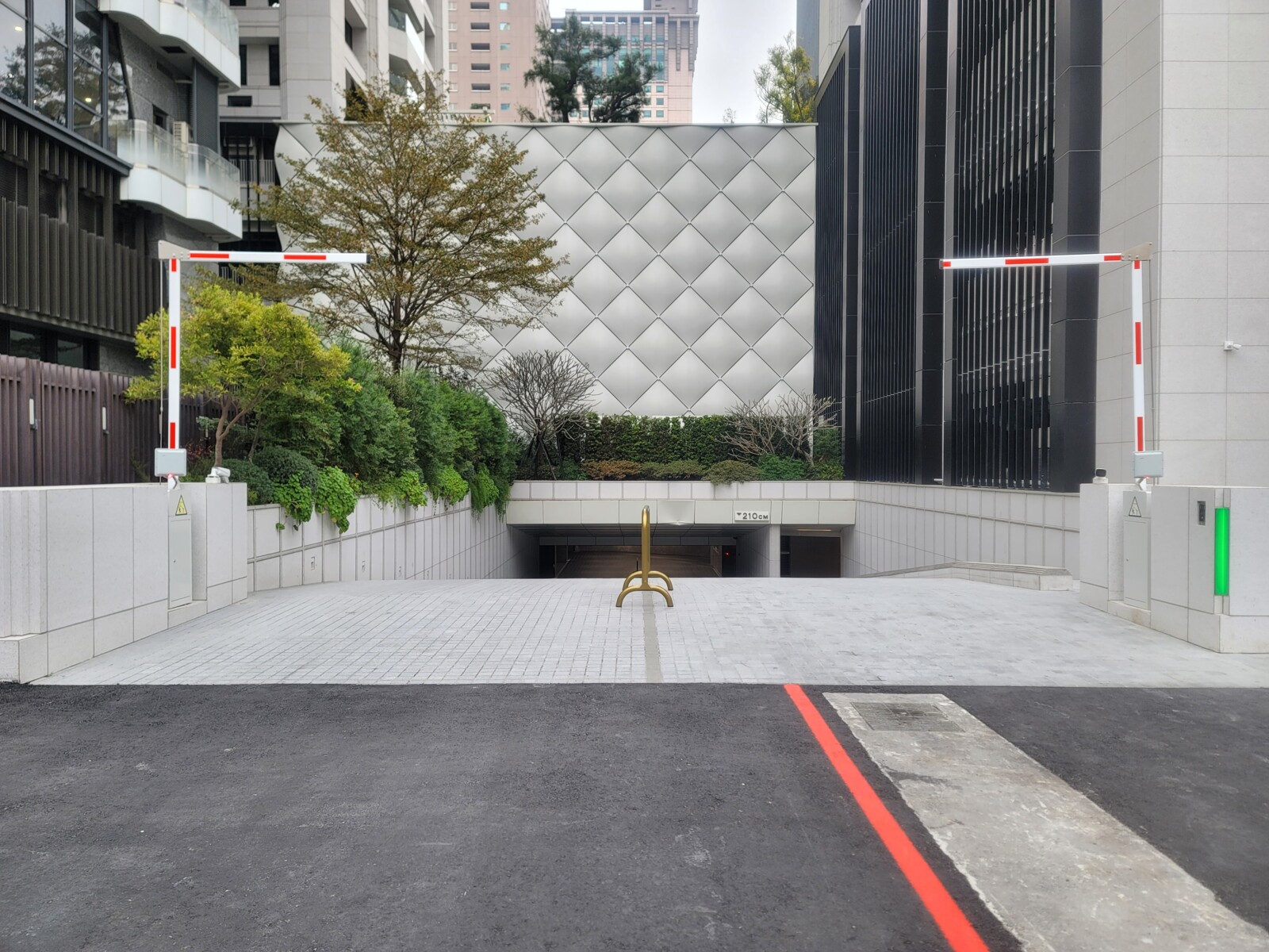 台中市北區忠泰老佛爺待售房屋