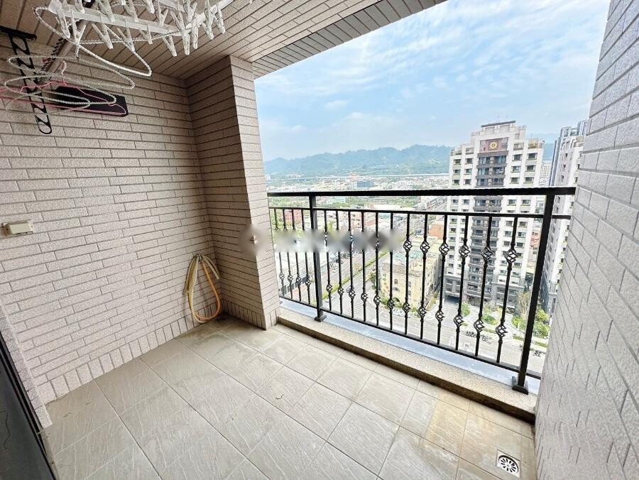 台中市北屯區登陽仰峰待售房屋