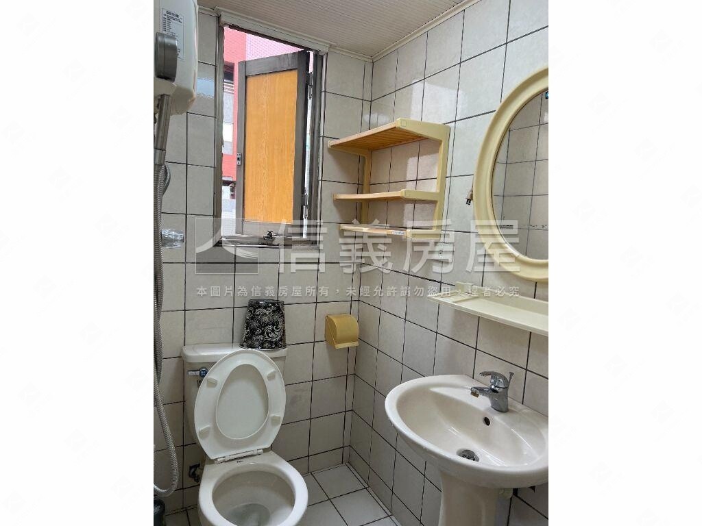 樂屋_台中市西屯區近水樓台一期待售房屋 台中市西屯區近水樓台一期待售房屋