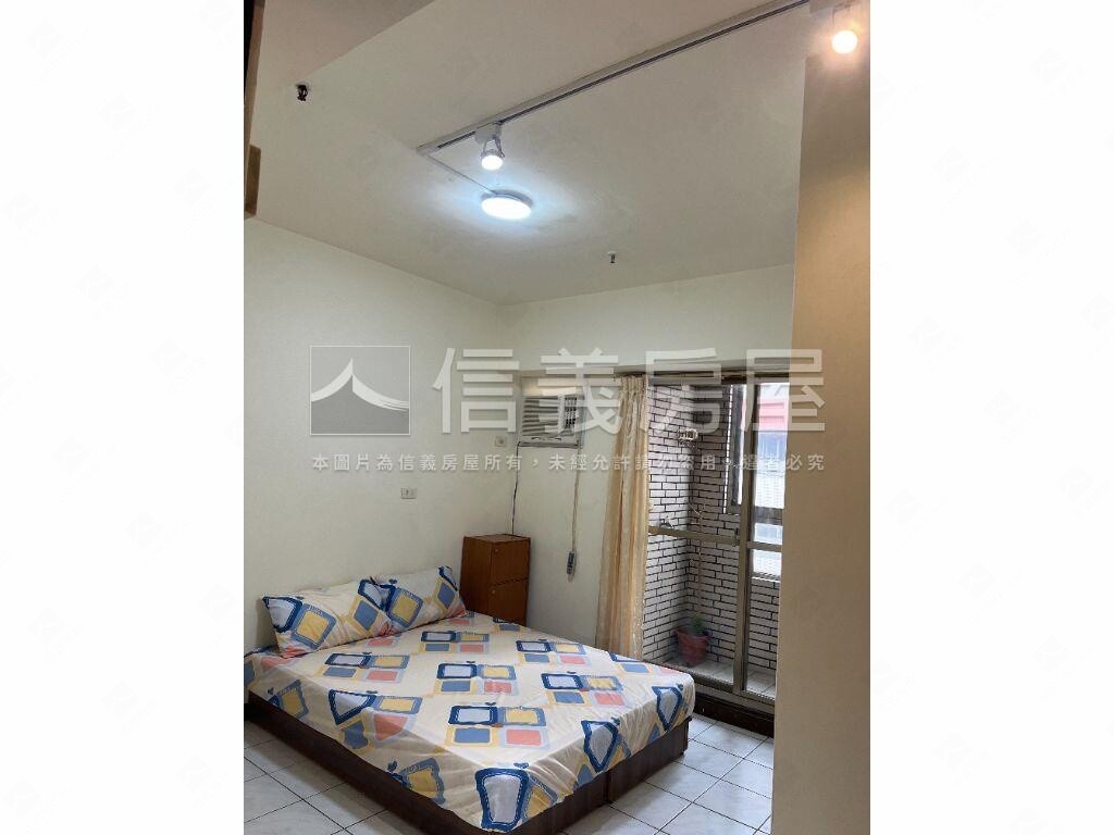 樂屋_台中市西屯區近水樓台一期待售房屋 台中市西屯區近水樓台一期待售房屋