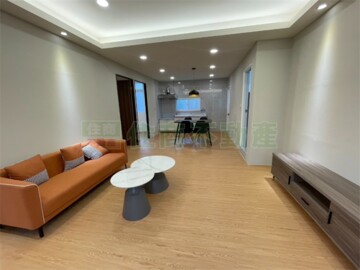 幸福社區E待售房屋
