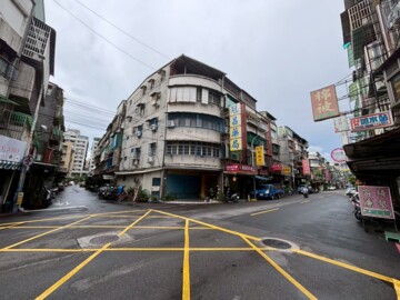 台北桂冠羅浮宮區待售房屋