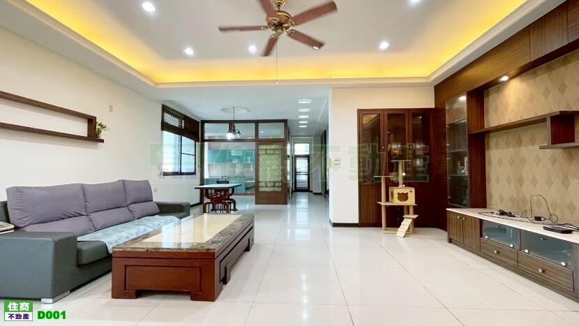 東區崇善金三角電梯店墅