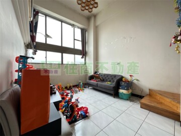 樂屋_百川新歐洲透天區待售房屋 百川新歐洲透天區待售房屋