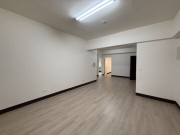 奔馳三星待售房屋