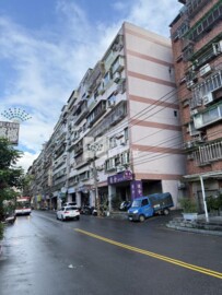 紅綠社區待售房屋