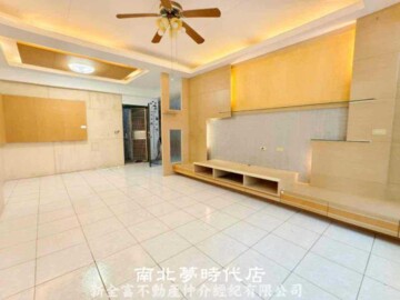 嘉年華甲區待售房屋