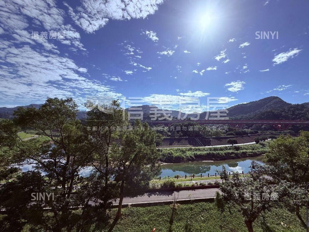 ★景秀★鋼骨樹海河堤首席