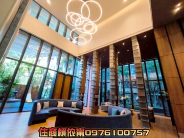裕建華廈待售房屋