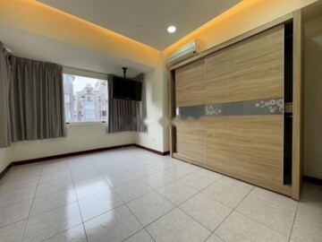 巴賽隆納大廈待售房屋