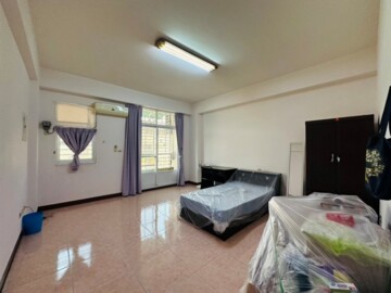 租-小港餐旅大學透天只租3樓大2房1衛含家具 - Image 1