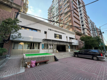 精忠六村待售房屋