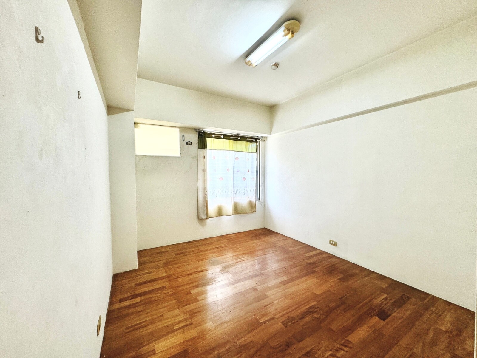 南投縣南投市上毅城堡待售房屋
