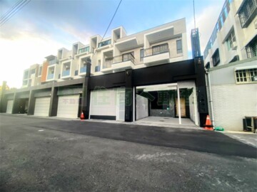 富達安龍中街透天待售房屋