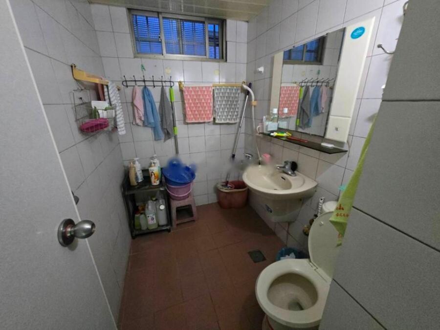 樂屋_高雄市鳳山區中崙國宅三標待售房屋 高雄市鳳山區中崙國宅三標待售房屋