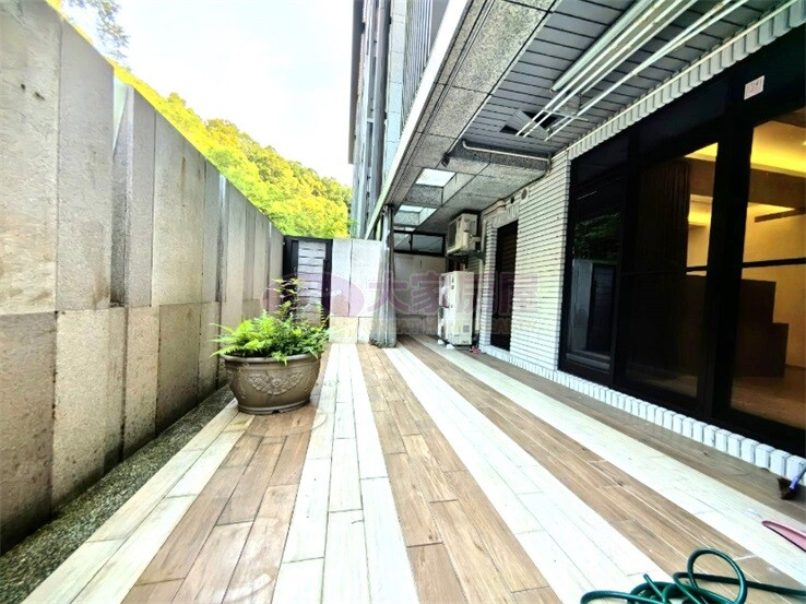 樂屋_新北市新店區國賓山莊待售房屋 新北市新店區國賓山莊待售房屋