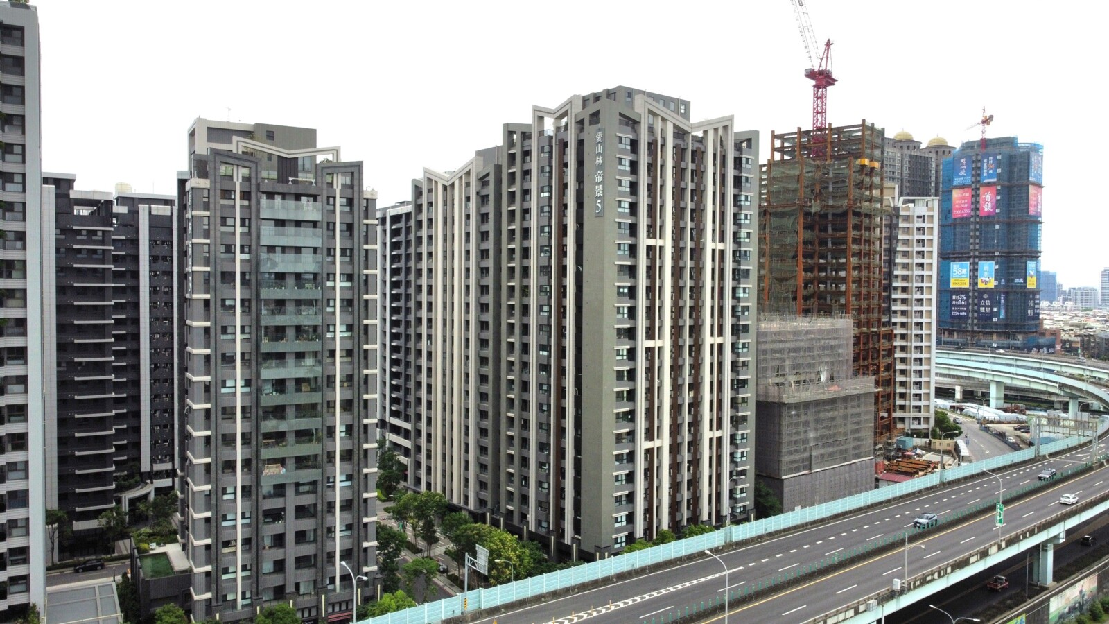 新北市板橋區甲山林帝景5號待售房屋