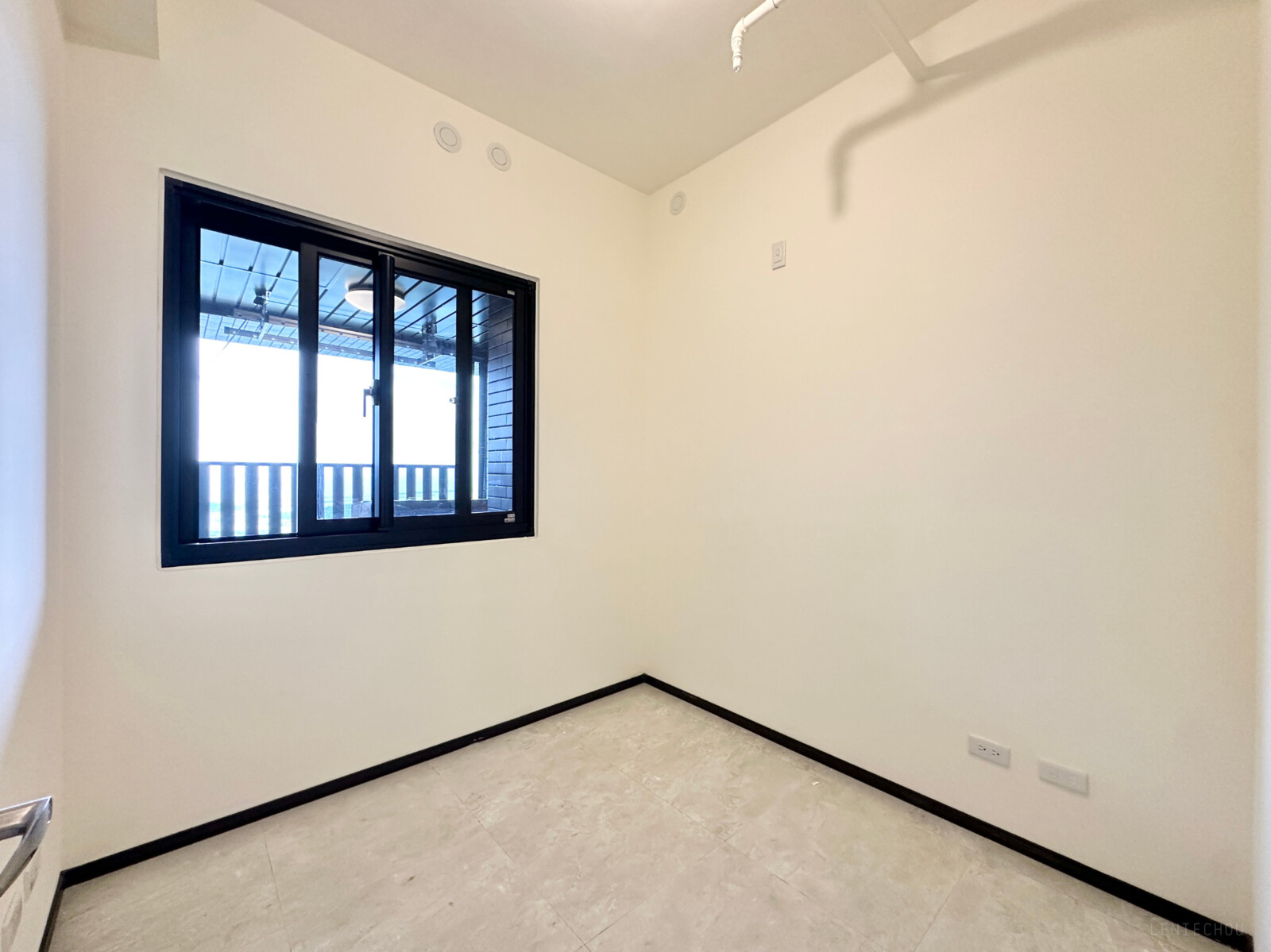 台南市安平區興富發愛琴海待售房屋