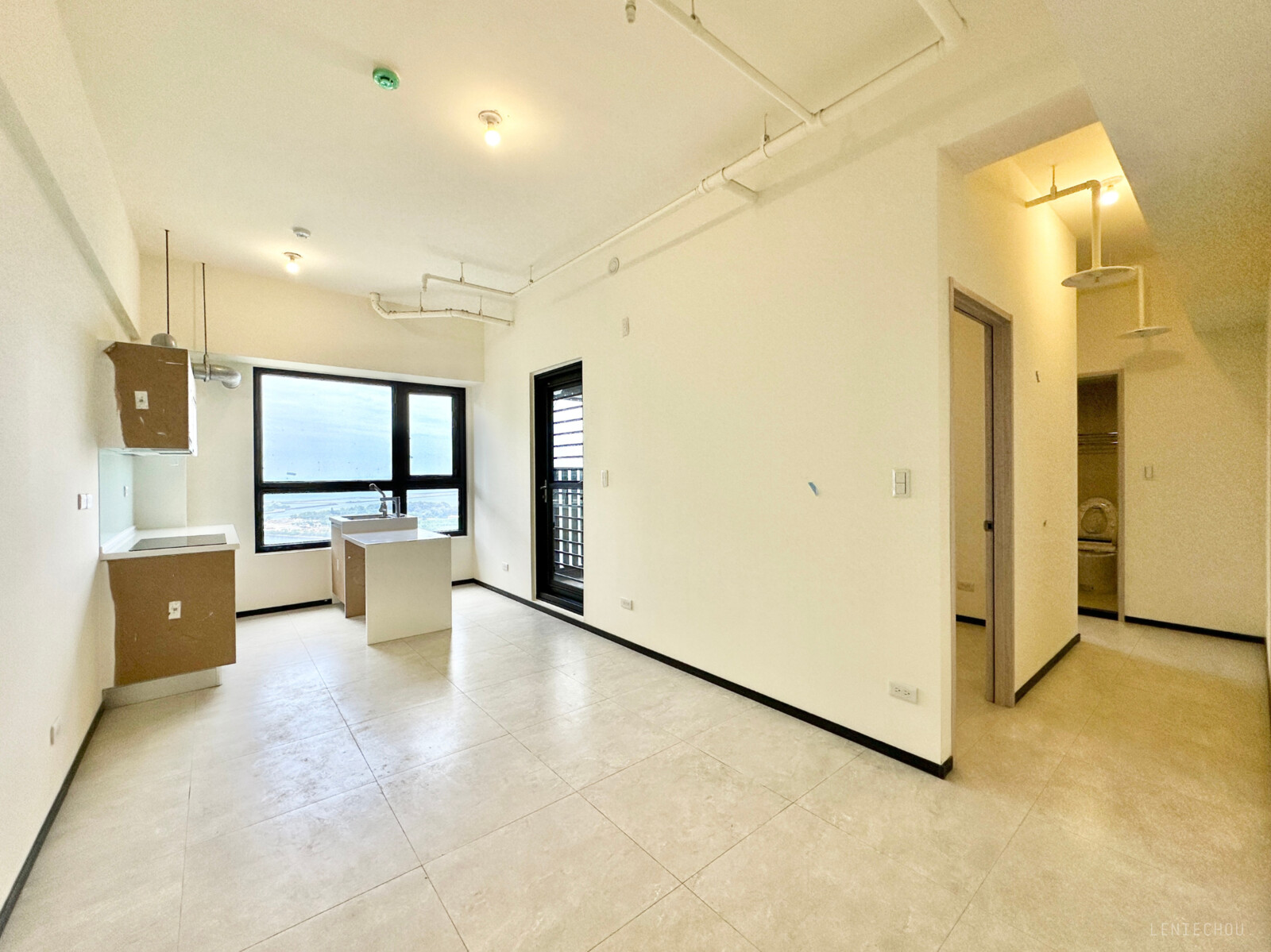 台南市安平區興富發愛琴海待售房屋