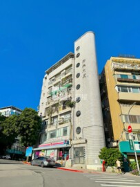 富春居待售房屋