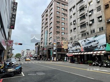 城逸待售房屋