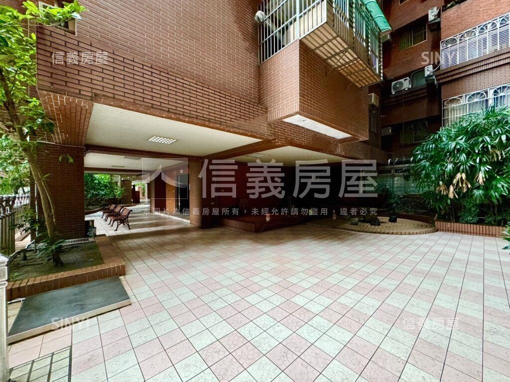 桃園市桃園區台北東京待售房屋